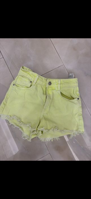 Дрехи по 5 евро основно ZARA