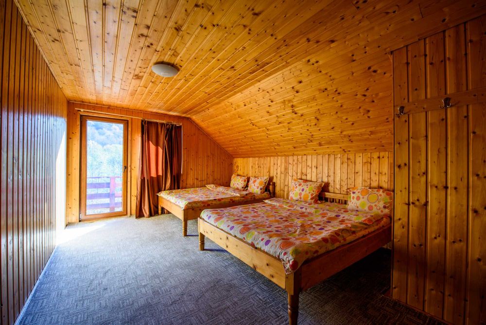 Inchiriem Cabana La Moara