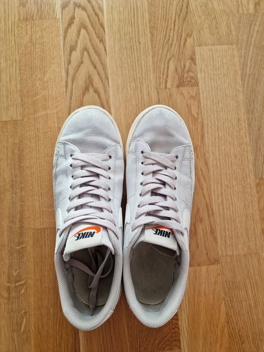 Adidasi Nike, 38