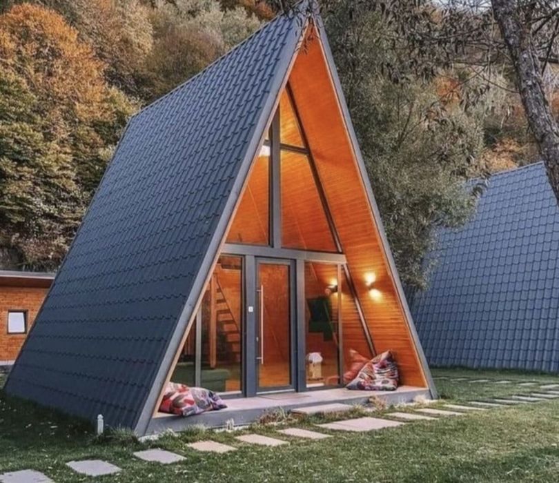 Vindem cabane tip A-frame