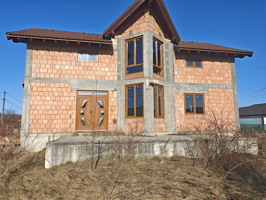 Casa de vânzare,zona Unirea