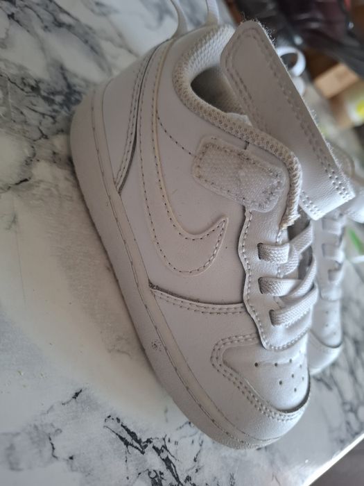 Adidasi nike copii