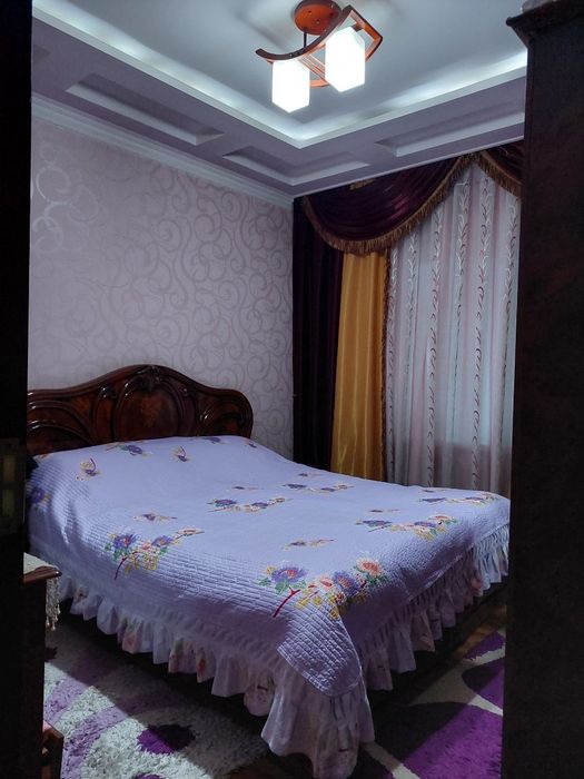 4 xonali uy srochno sotiladi