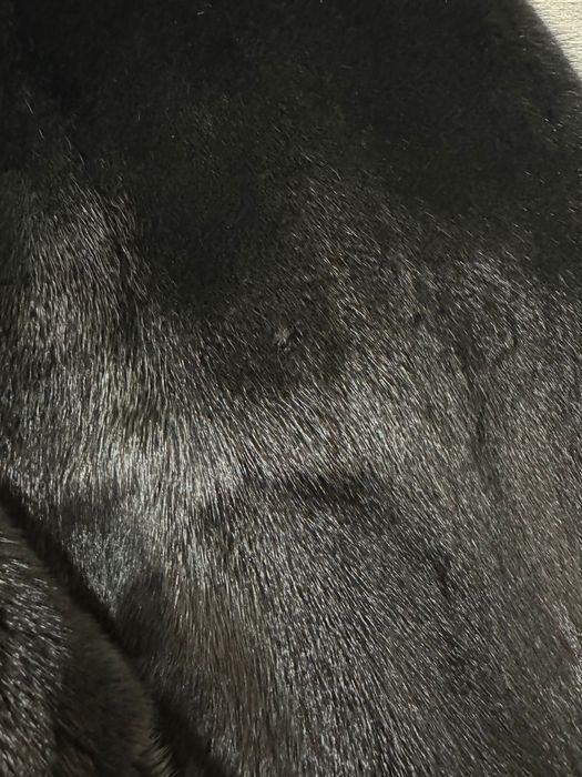 Продам норковую шубу