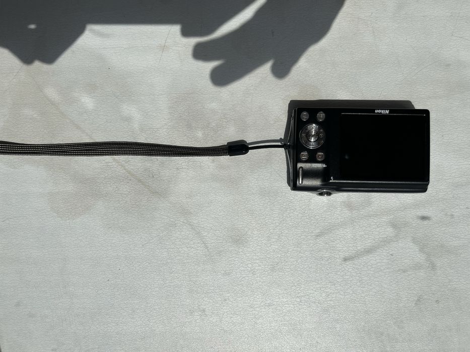 Nikon cooplix S3000