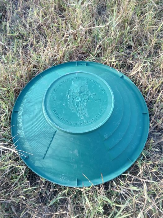 Лотка для золотодобычи