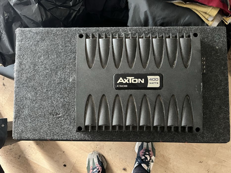 Бас каса с усилвател 400W