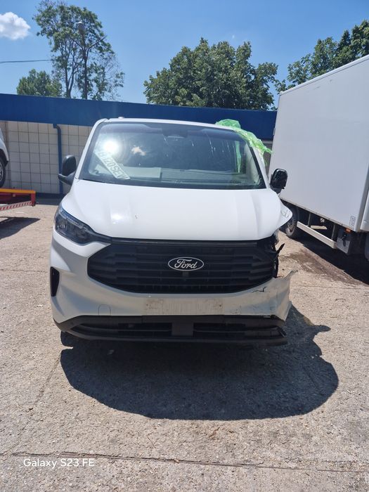 FORD Transit Custom 2025 — imagine 3