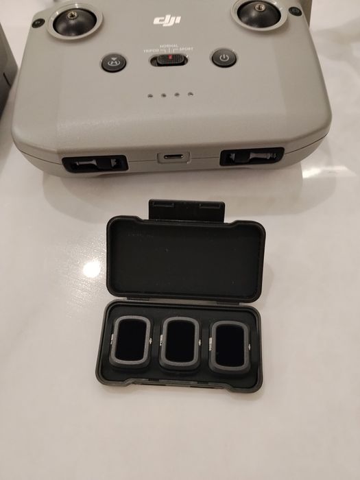 Продам дрон Dji Air 2