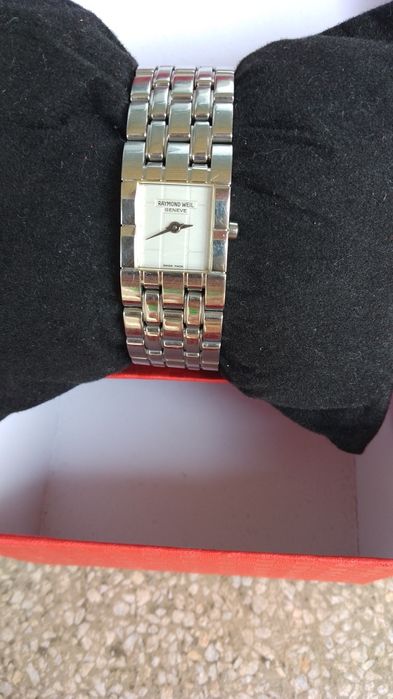 Оригинален дамски RAYMOND WEIL-5886. гр. София Подуяне • OLX.bg