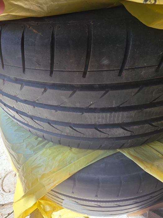Продавам Гуми 295/40/21