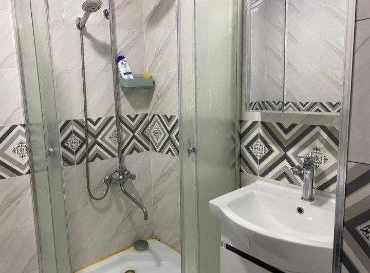 Срочнот сдается 1 ком. квартира Феруза Экобазар №R66