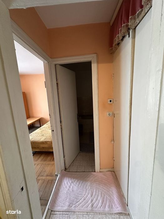 Apartament 2 camere et. 2, Zona Capat la 1