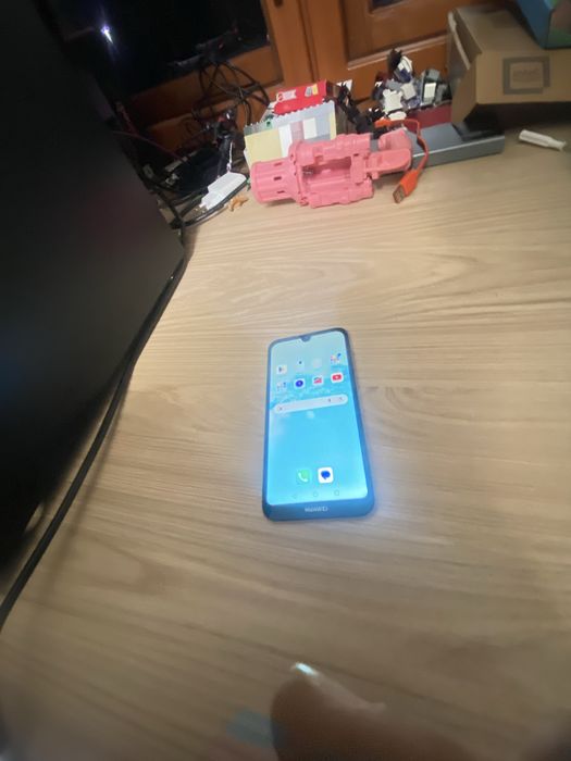 продаю huawei Y5 2019