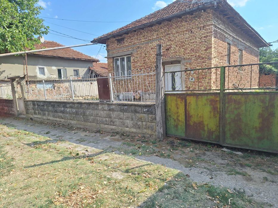 Продава се Къща в с. Ценово, Област Русе - 90 кв.м за 284 €/кв.м - Снимка #3