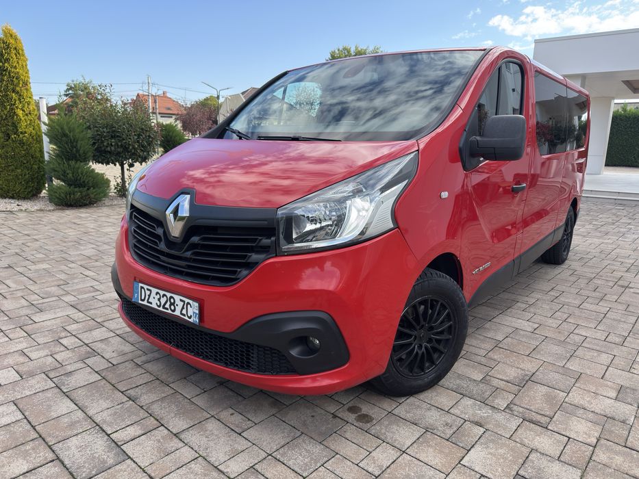 Renault Trafic Passenger 9 locuri – 1.6dCi