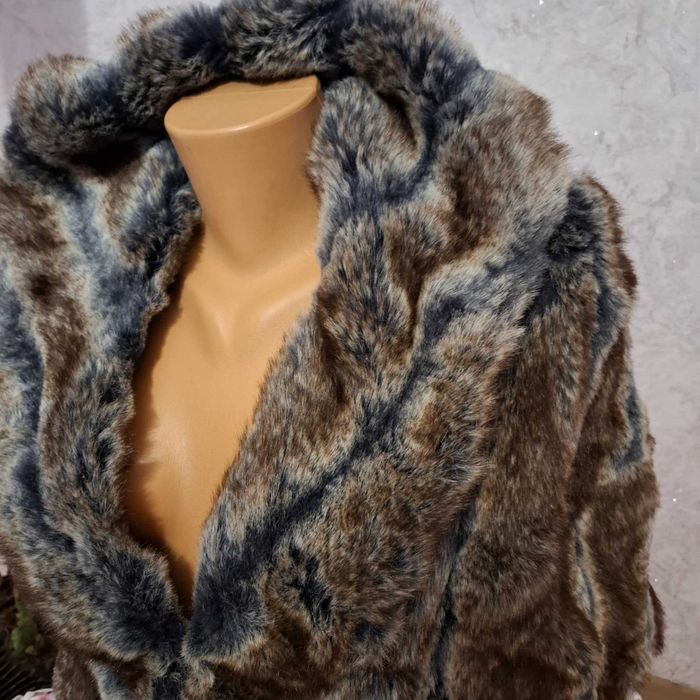 RARE Пончо/Пелерина от естествен косъм