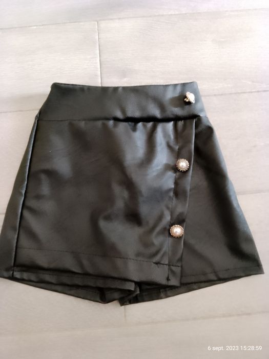 Fustita stil pantaloni scurti