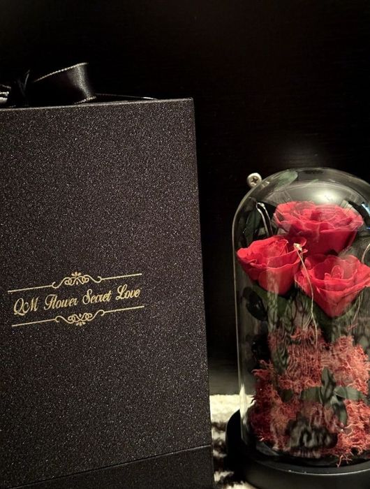 Живая роза колбе падарок