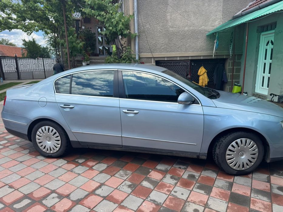 Vând VW Passat B6