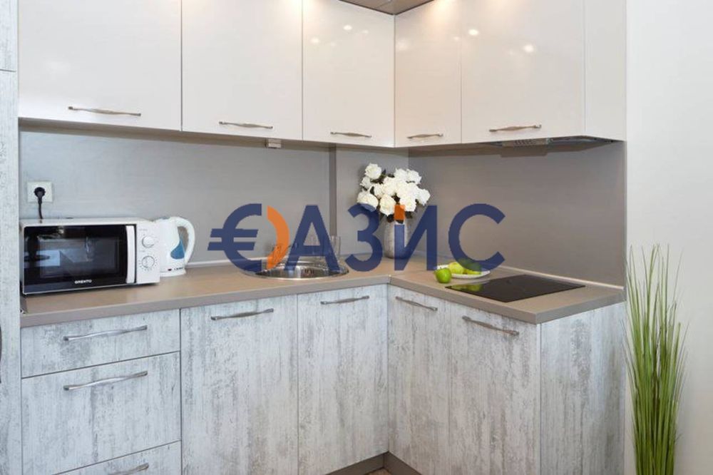 Продава се Двустаен апартамент в Свети Влас - 58 кв.м за 1105 €/кв.м - Снимка #3