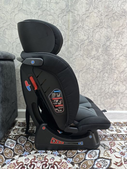 Продам Автокресло