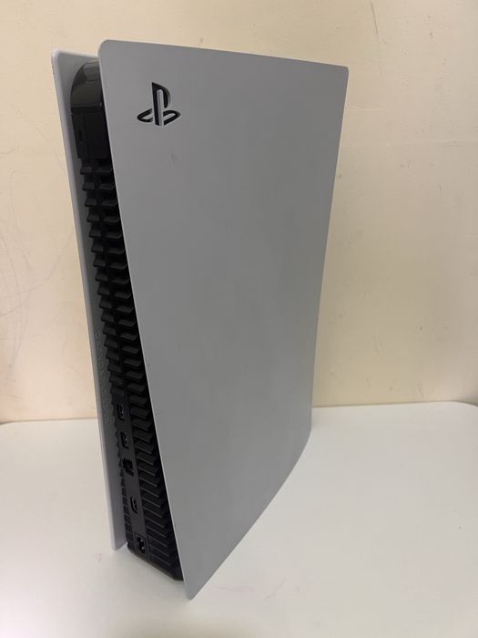PlayStation 5 825GB + 2 ta DualSense Controller + O‘yinlar