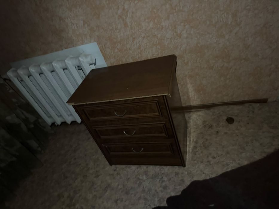 Отдам даром мебель