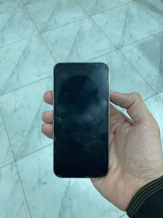 Iphone 12 pro  Rangi oq