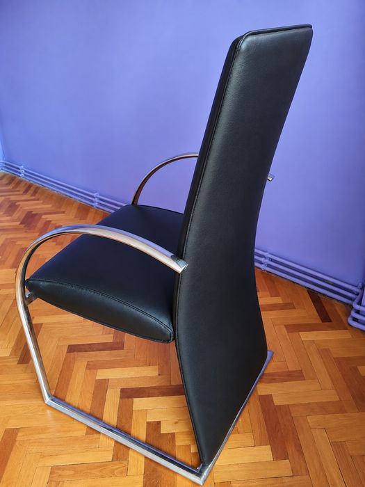 Scaun vizitator/birou, negru cu cadru cromat – 100 lei negociabil