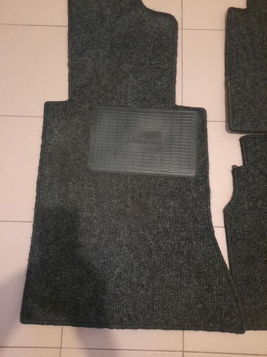 Полики салона для Мерса