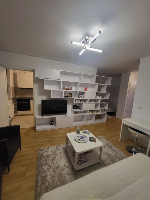 Proprietar inchiriez studio dublu Adora Pipera