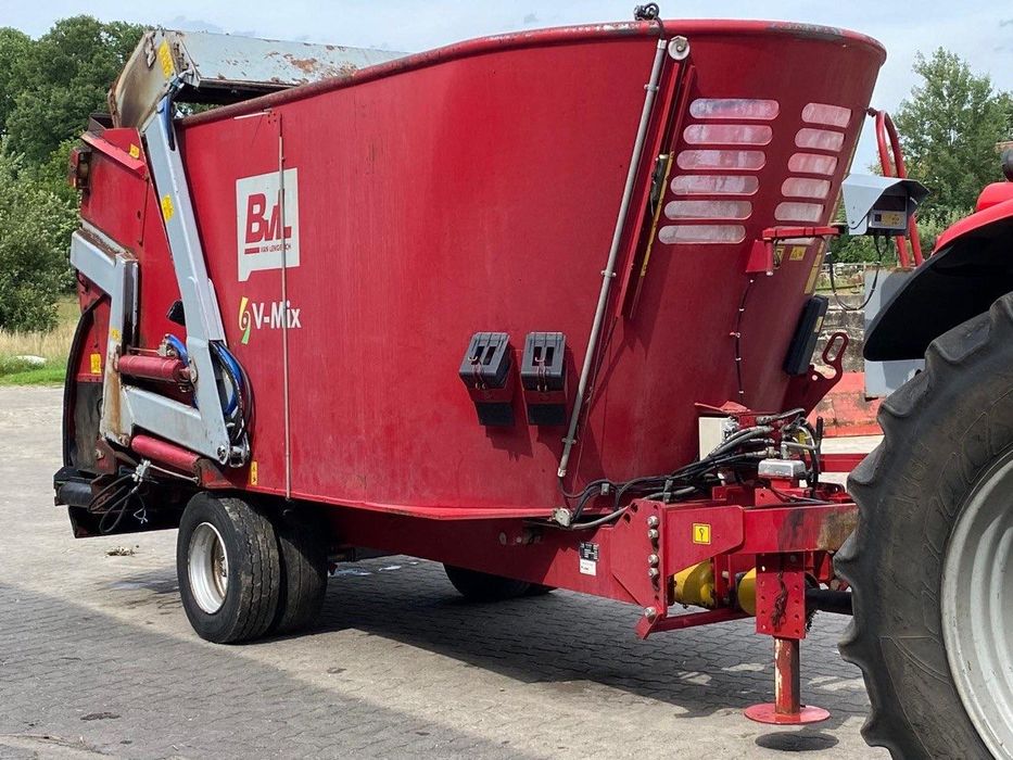 Strautmann Verti-Mix Mixer Case, Belarus, Claas Arion tortadi