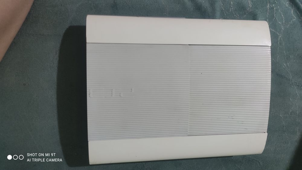 Playstation 3 Super Slim