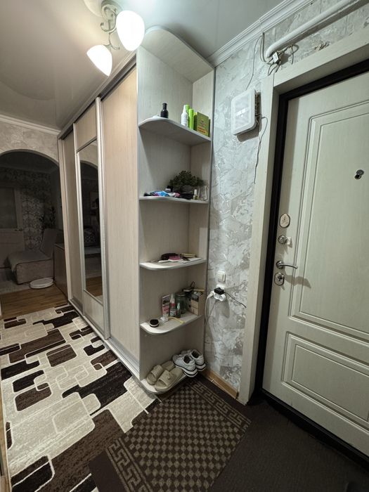 Продам 3 ком квартиру, 1982г