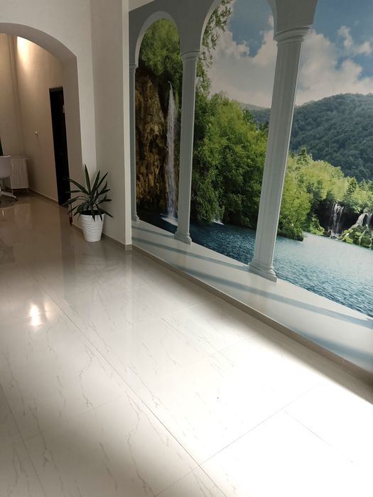 Inchiriez Post Frizerie / Barber  , Manichiura /Pedichiura, Camere