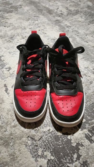 Nike - Pantofi sport de piele Court Borough Low 2