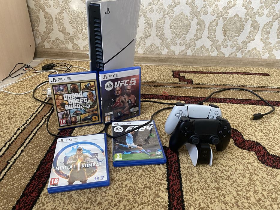 Продам Плейстейшен 5