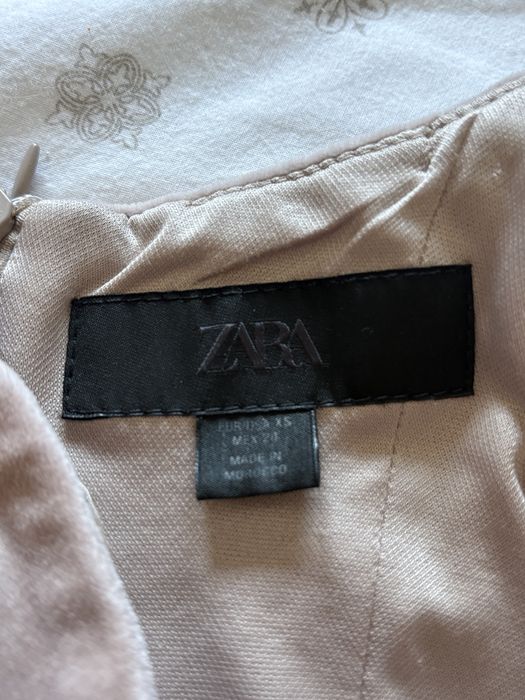 Рокля на zara