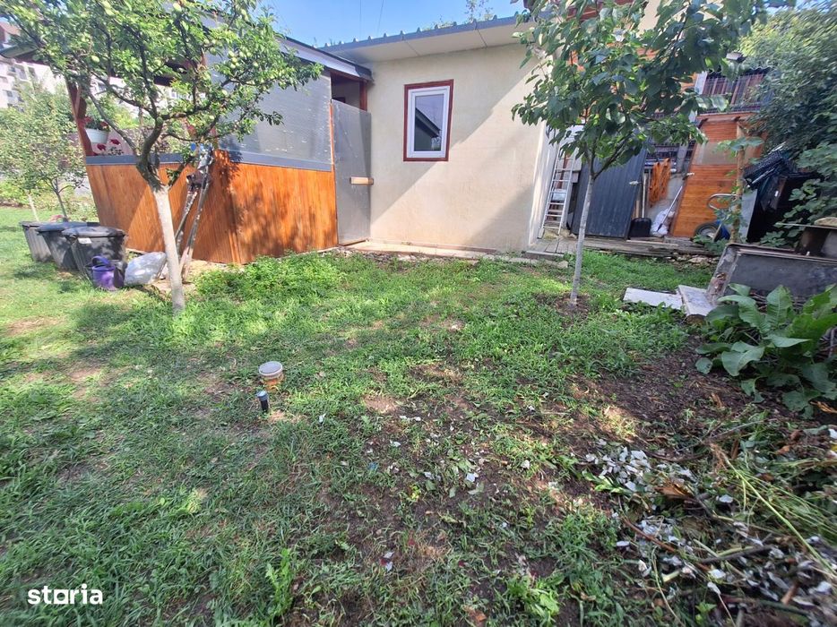 Teren intravilan de 437 mp, zona Razoare