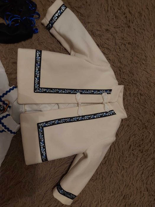 Costum popular pentru botez.