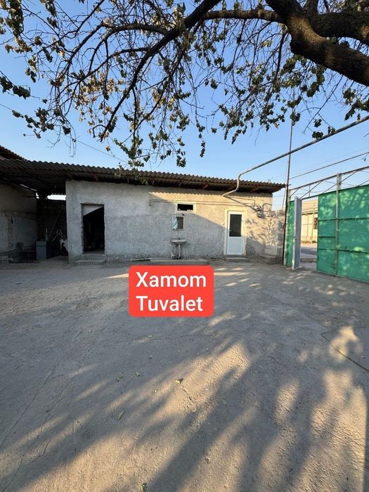 9 sotixlik 5 xona tayor uy va 4 xona bitmagan uy Gaz svet ichimlik suv