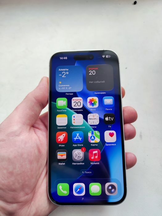 iphone 16 белый.