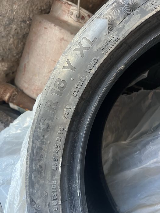 Летния шины Continental 235/45/18