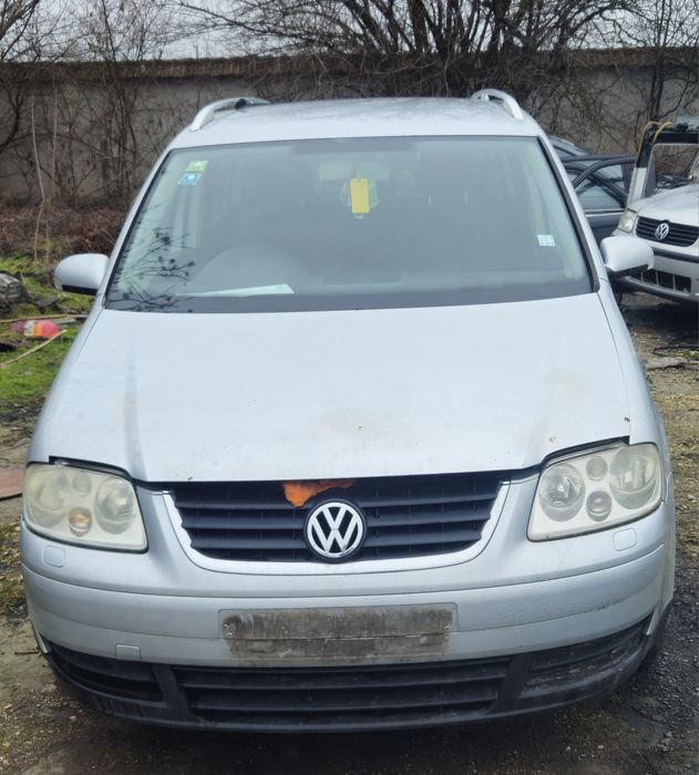 Фолксваген Туран 2.0 136кс на части VW Touran 2.0tdi 136 na chasti