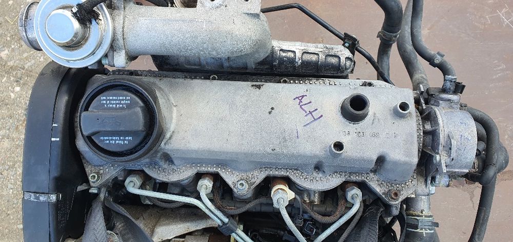 Motor/Chiuloasă/Injectoare/Pompă/Kit ambreiaj Golf 4/Octavia/Bora ALH