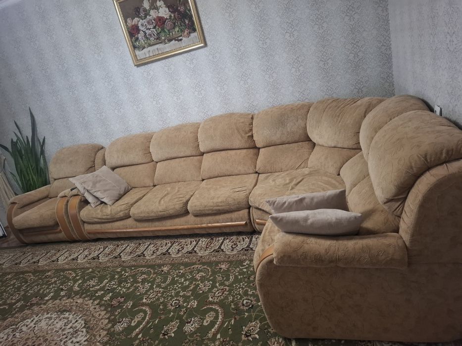 Продам диван в хорошем состоянииии