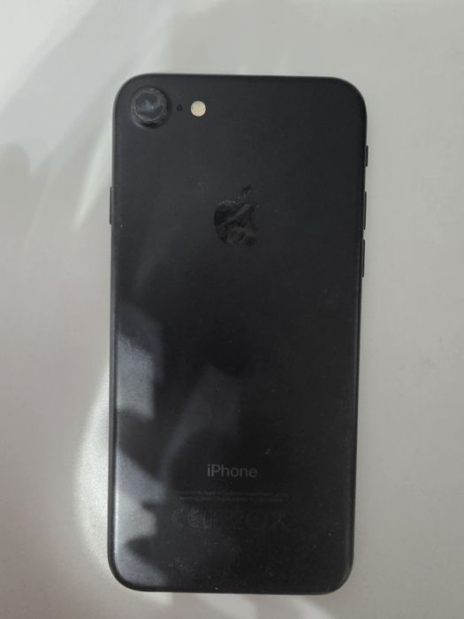 Iphone 7 32gb 76% akb