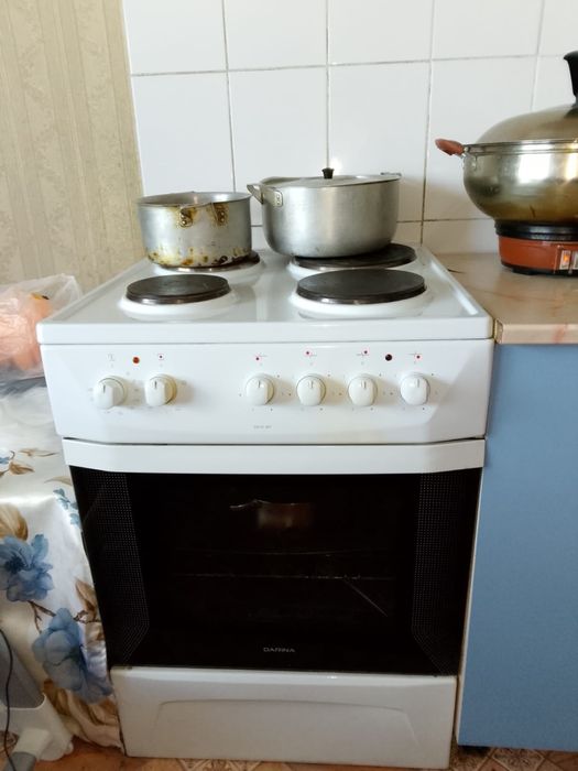Кухонная плита б/у