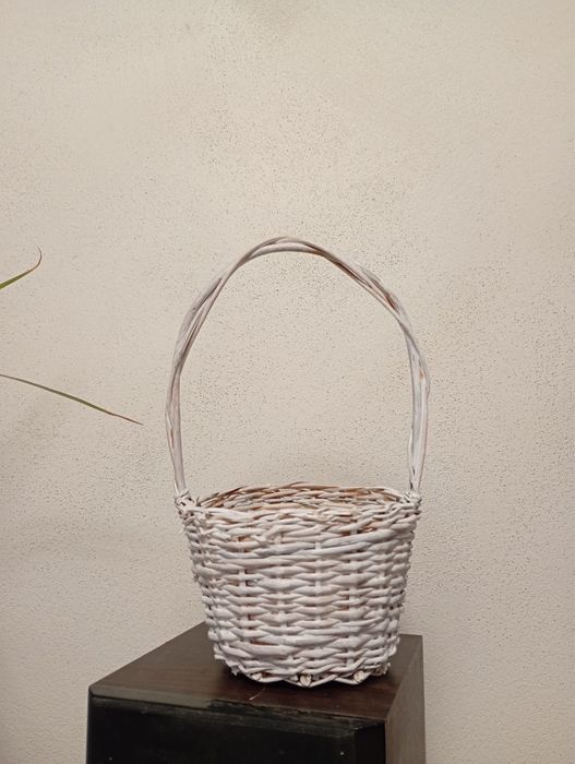 Vand cosuri si vazute din rachita